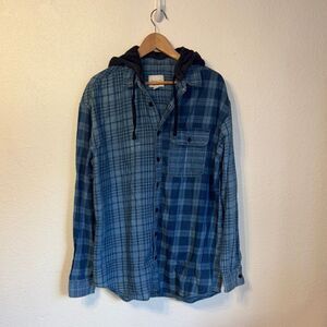 American Eagle Super Soft Plaid Flannel Hoodie Large